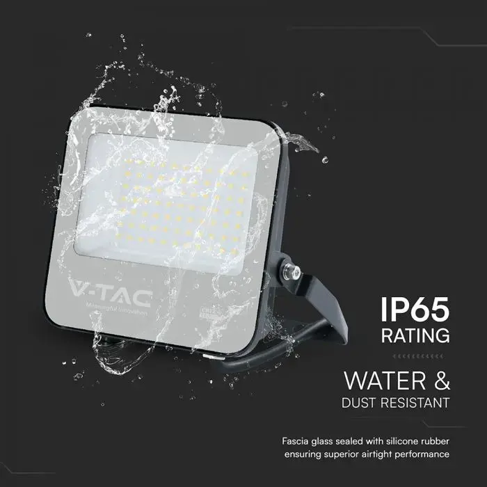 50W FLOODLIGHT-CREE CHIP CCT:4000K BLACK BODY GREY GLASS (135LM/W) 6YRS WARRANTY IP65 50W FLOODLIGHT-CREE CHIP CCT:4000K BLACK BODY GREY GLASS (135LM/W) 6YRS WARRANTY IP65